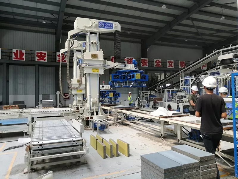 QFT9-16 Concrete Block Forming Machine